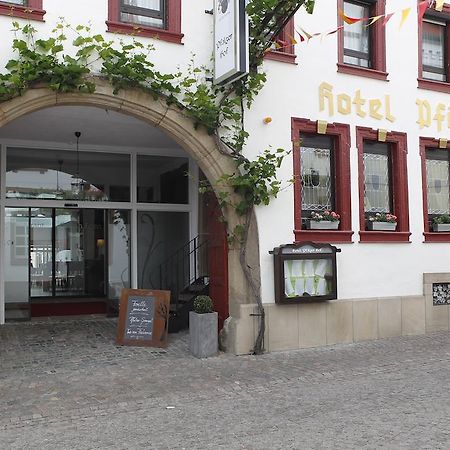 Hotel-Restaurant Pfaelzer Hof Еденкобен Екстериор снимка